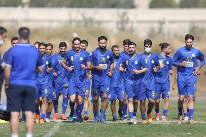 بیانی: نادری به خاطر پول بیشتر به استقلال رفت؛ به او حق می&zwnj;دهم/ نگران قرارداد&zwnj;های کلان بازیکنان هستم