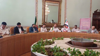 رونمایی از نخستین ربات پهپاد آتش&zwnj;نشان و ربات غواص کشور در اصفهان