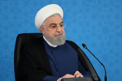 روحانی: خودکفایی ۹۰ درصدی در صنعت برق افتخار است / جاسک به بندر بسیار مهم نفتی تبدیل خواهد شد
