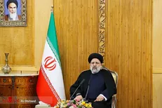 مبارزه با فساد سربازان و سرداران فراوانی دارد؛ پرچمدار خود رهبری است / اجازه نخواهیم داد فساد در هیچ کجای نظام اداری لانه کند