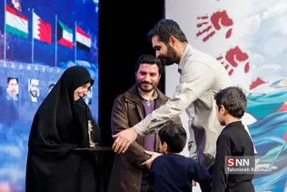 اختتامیه دهمین جشنواره مردمی فیلم عمار