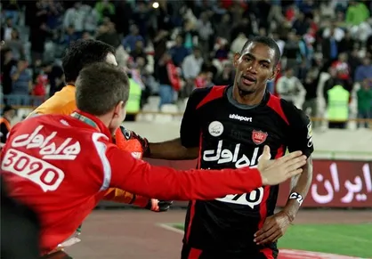 شکایت بنستون از پرسپولیس تایید شد/ سرخ&zwnj;ها اسیر خارجی&zwnj;ها!