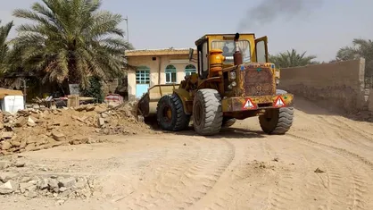 ماشین آلات آواربرداری ارتش در راه غرب هرمزگان است