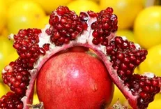 چرا مردان نباید انار ترش بخورند