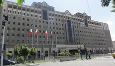 تجمع جمعی از بازنشستگان کشوری مقابل مجلس