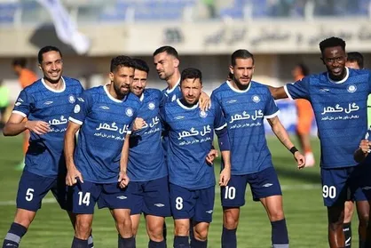گل&zwnj;گهر با تیم کامل آماده دیدار با آلومینیوم اراک