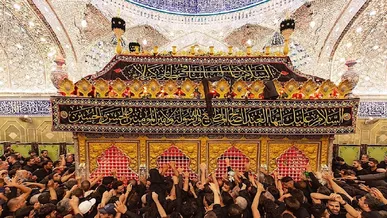 ببینید| حال و هوای حرم حضرت اباالفضل (ع) در ایام اربعین حسینی