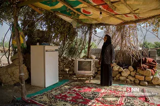 اهالی منطقه بیرگان از شهرستان کوهرنگ بعد از شنیدن ساختن سد زمین های خود را فروختند تا عملیات سد سازی را شروع کنند بعضی از خانه ها تخریب شدند ولی سپس ساختن سد را متوقف کردند  بعضی از مردم روستا مجبور شدند دوباره زمین ها را از انها اجاره کنند و در کنار انشعابات رود در چادرهایشان زندگی کنند .