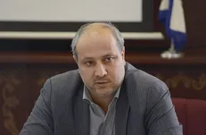 آقای مناف هاشمی را سریعا برکنار کنید/ با چه منطقی با مرخصی استاندار یک استان توریستی در ایام نوروز موافقت کردید؟