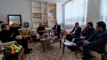 اوحدی: زندگی شهدا با جزئیات روایت&zwnj;گری شود/شهدا با عزت از خاک، فرهنگ، تمدن و ارزش&zwnj;های ما دفاع کردند