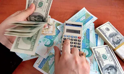 دلار ۵۲۰۰ تومانی؛ عیدی دولت به مردم!