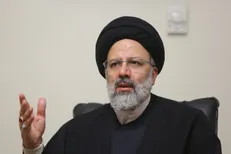 پذیرفتن کنوانسیون‌ها اگر طبق قوانین و مصالح کشور باشد اشکالی ندارد/ دل دادن به بیگانگان گره از کارکسی نگشوده