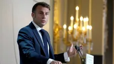 ماکرون از هدف قرار گرفتن امدادگران در غزه انتقاد کرد و خواستار تسریع در ارسال کمک‌ها شد +فیلم