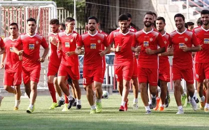 سرخپوشان با ۴ غایب تمرین کردند/کری جالب در پنالتی زدن