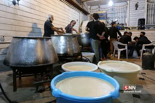 پخت حلیم نذری شهادت امام رضا (ع)