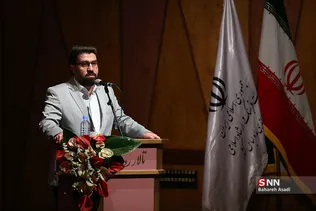 اعطای درجه یک هنری طراحی پارچه و لباس