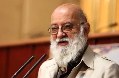 چمران: منع استفاده از سلاح&zwnj;های شیمیایی در جنگ فقط شعار بود / برخی می&zwnj;خواهند بانوان ما را تحقیر کنند
