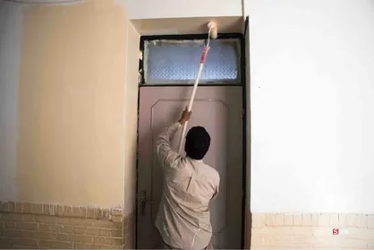 دانشجویان جهادگر مشهدی مدارس حاشیه شهر مشهد را رنگ&zwnj;آمیزی کردند