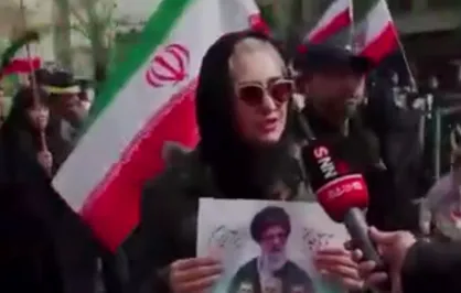 ما مدال شجاعت از حضرت ابالفضل گرفتیم، حالا بجنگ تا بجنگیم