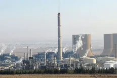 ادامه استفاده از مازوت در نیروگاه شهید منتظری اصفهان و تأثیر آن بر کیفیت هوا