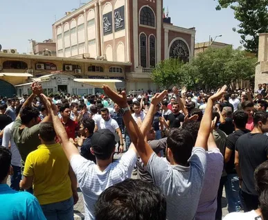 از اقتصاد تا امنیت دشمن به دنبال لغزش
