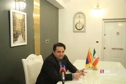 یاریجانیان: دلار ۴۲۰۰ حاصل نفوذ در بدنه دولت بود/ تشدید رکود تورمی در صورت تداوم ارز ترجیحی
