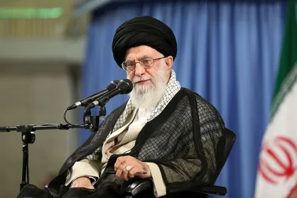 رهبر انقلاب: هر روز که می&zwnj;گذرد اهمیت نقش جوانان در پیشرفت کشور و تضمین آینده آن بیشتر آشکار می&zwnj;شود