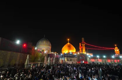 حرم عسکریین(ع) در سامرا آماده پذیرایی از زائرین اربعین می&zwnj;شود؛ از تمهیدات امنیتی تا فضا سازی + عکس و فیلم