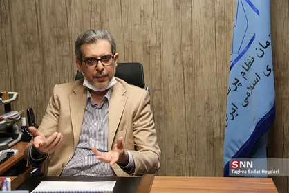 کار سخت پرستاران با حقوقشان همخوانی ندارد / مسئولان خودشان را جای کادر درمان قرار بدهند