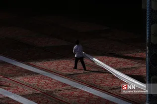 ضیافت افطاری در حرم حضرت معصومه(س)
