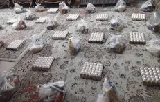 گروه جهادی شهید هدایت‌الله عسکری دانشگاه پیام نور میناب به توزیع بسته‌های غذایی بین نیازمندان پرداخت