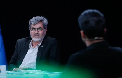 مشایی فرد بسیار معمولی است / برای احمدی نژاد بسیار ارزشمند بود