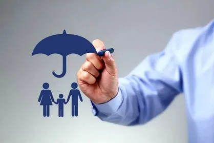 پوشش بیمه&zwnj;ای ۸۰۰ هزار نفر در قم