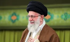 بازدید رهبر انقلاب از نمایشگاه توانمندی‌های تولید ایرانی+فیلم