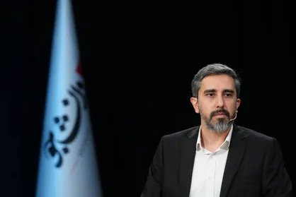 کارشناس مسائل سیاسی: بیانات دیروز رهبر انقلاب راه را به تسلیم می&zwnj;بندد نه مذاکره، گفت&zwnj;و&zwnj;گو و توافق + فیلم