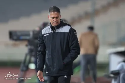 واکنش حمید مطهری به نقل وانتقالات پرسپولیس / پاسخ ابهام آمیز مربی سرخ ها به جذب قوچان نژاد
