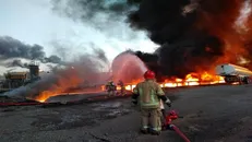 آخرین جزئیات حادثه آتش سوزی در پالایشگاه نفت ری