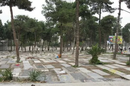 اوقاف با چه سندی قبر چندصد میلیون تومانی می&zwnj;فروشد