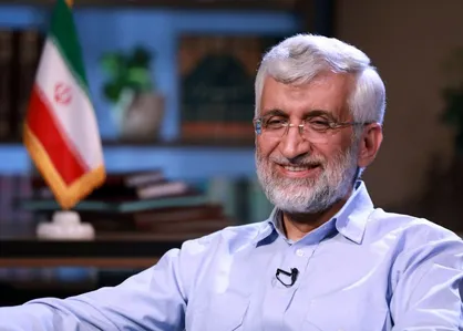 جلیلی: در ایام انتخابات یک دفعه عده&zwnj;ای حامی زنان، فضای مجازی و اهل سنت می&zwnj;شوند/ می&zwnj;توان ۱۵ میلیارد دلار درآمد سالانه از کشاورزی داشت