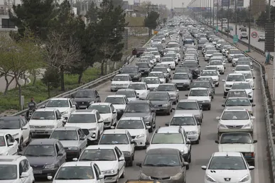 ترافیک سنگین در محور‌های چالوس، هراز و آزادراه قزوین-کرج-تهران