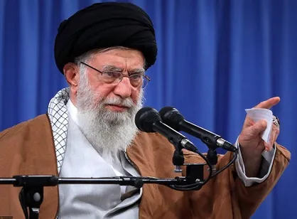 تذکر صریحِ رهبر انقلاب به مسئولان دولت: این انتظار، کشور را به عقب&zwnj;ماندگی میکشاند