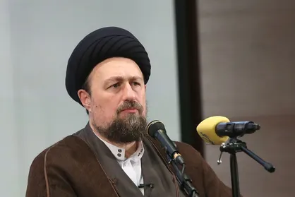 گفتگو، تنها راه برون&zwnj;رفت از بن بست&zwnj;های اجتماعی/ شعار&zwnj;های تند و خشمگینانه ثمری نمی&zwnj;دهد