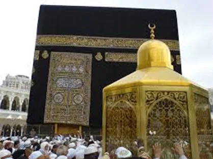 خروج ۲۱۲۱۵ زائر خانه خدا از کشور/دستگیری ۱۸ مرد و زن به دلیل حمل مواد مخدر