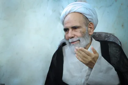 مرحوم آیت&zwnj;الله مجتبی تهرانی: ماه رمضان، ضیافت ویژه الهی با ترک لذت&zwnj;های مادی است + فیلم