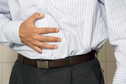 نفخ معده و احتمال ایجاد زخم بدخیم در سنین بالا