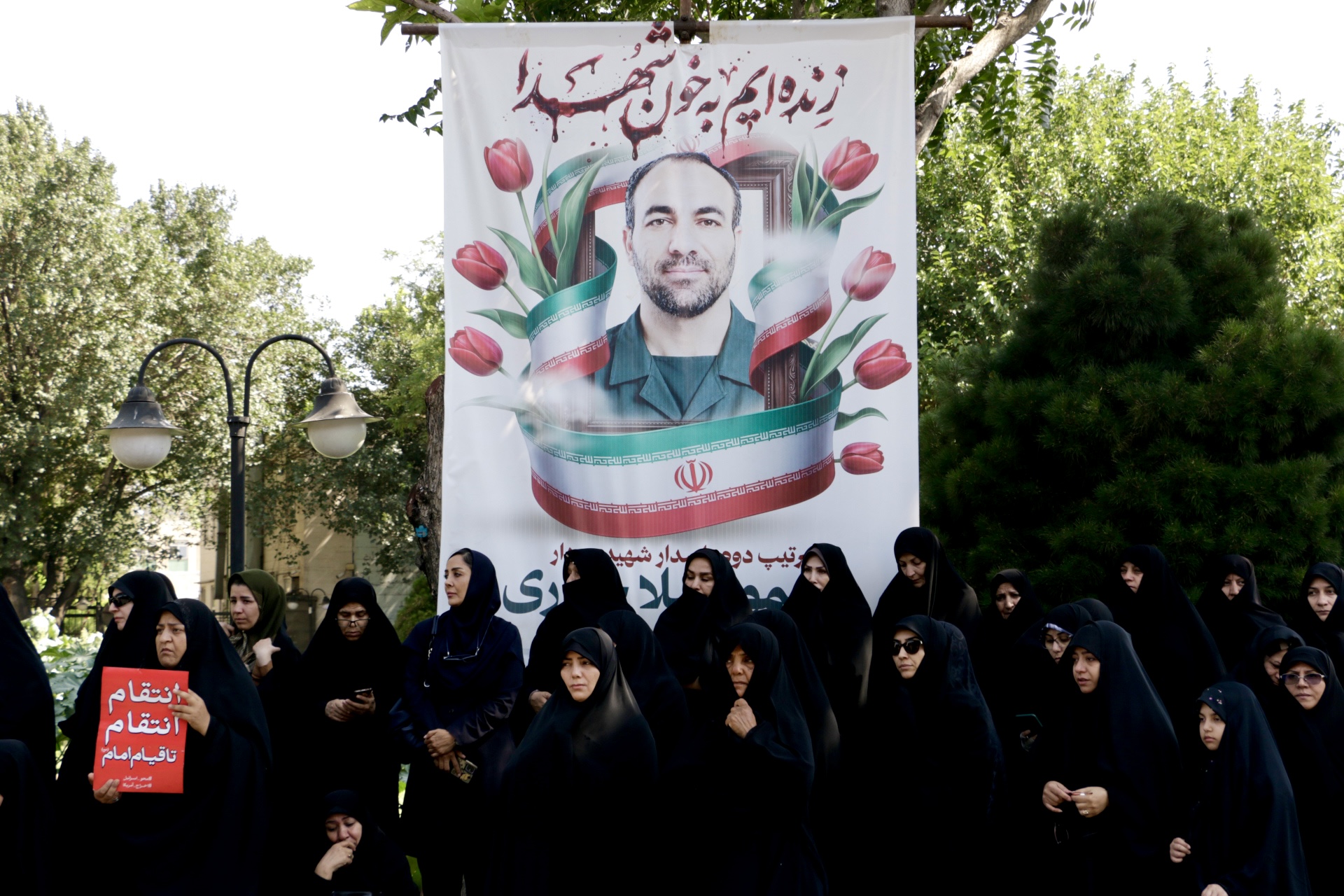 پیکر مطهر شهید سرتیپ دوم «محمود ملاجباری» در تبریز تشییع شد