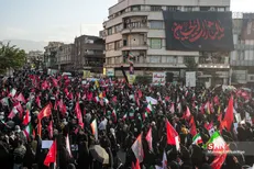 ببینید| لحظه باشکوه پخش سرود ملی در میدان امام حسین (ع)