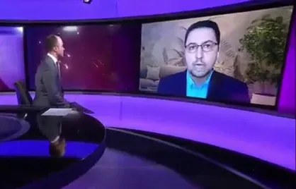 مخالفت کارشناس بی&zwnj;بی&zwnj;سی فارسی با مجری این شبکه در خصوص نحوه مدیریت رهبر انقلاب