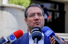 رونمایی از ۴ خودرو در حیاط پاستور توسط روحانی با ۹۰ درصد داخلی سازی