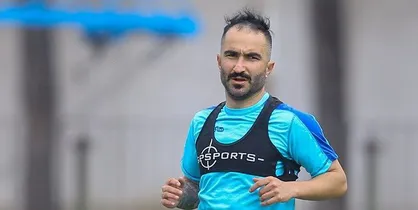 سورپرایز فرهاد مجیدی برای بازی امشب مقابل الاهلی کدام بازیکن است؟